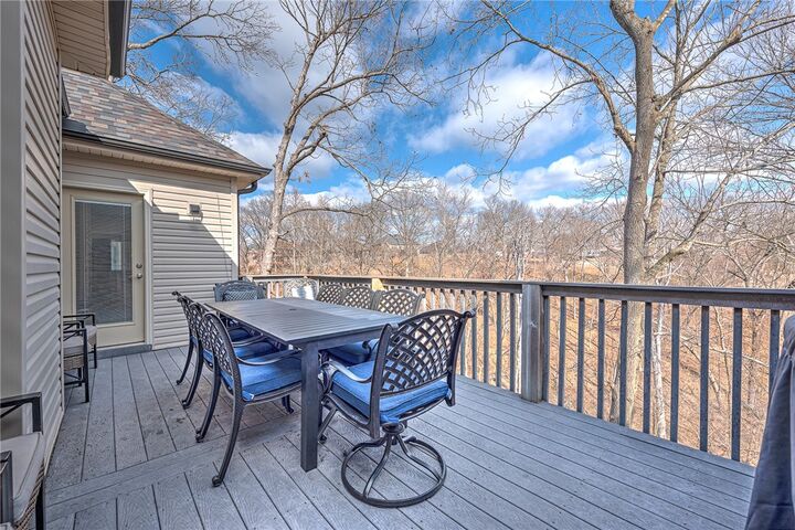 Property Photo:  1502 NE Bluff Spring Avenue  AR 72712 