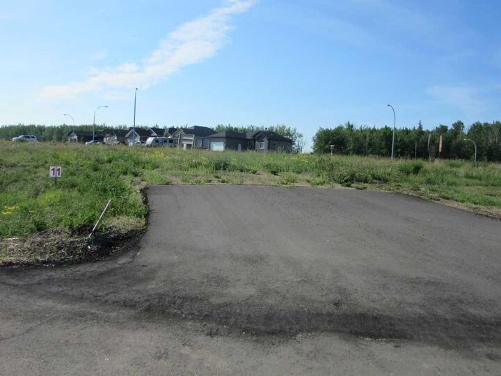 Property Photo:  13348 672A Township 102  AB T0A 2C0 