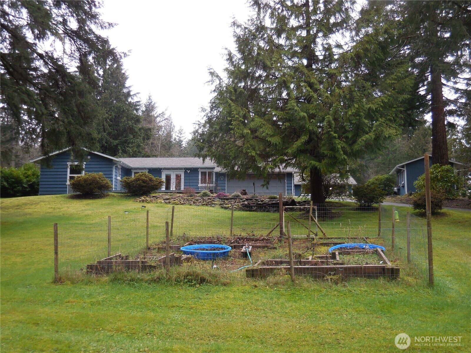 Property Photo: 650 SW Dogwood Road WA 98367