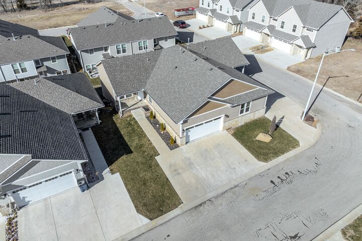 Property Photo:  331 N 127th St E Bldg 27/401  KS 67206 