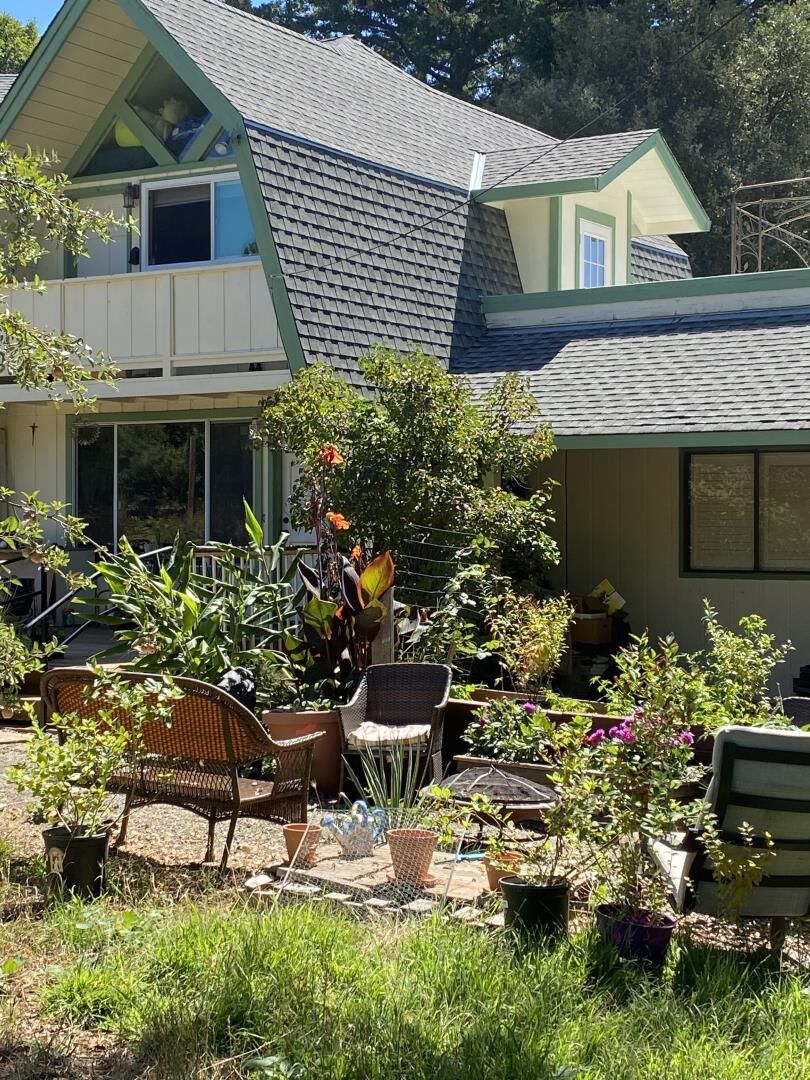 Property Photo:  95 Sunlit Lane  CA 95060 