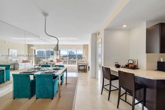 Property Photo:  1985 S Ocean Dr 19A  FL 33009 