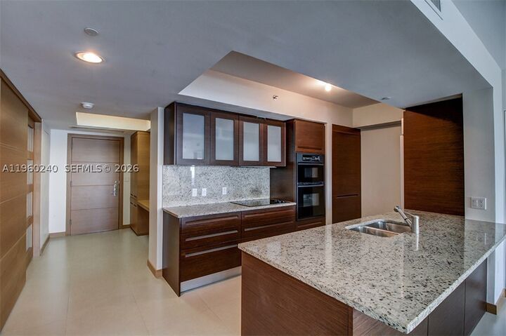 Property Photo:  1830 S Ocean Dr 4404  FL 33009 