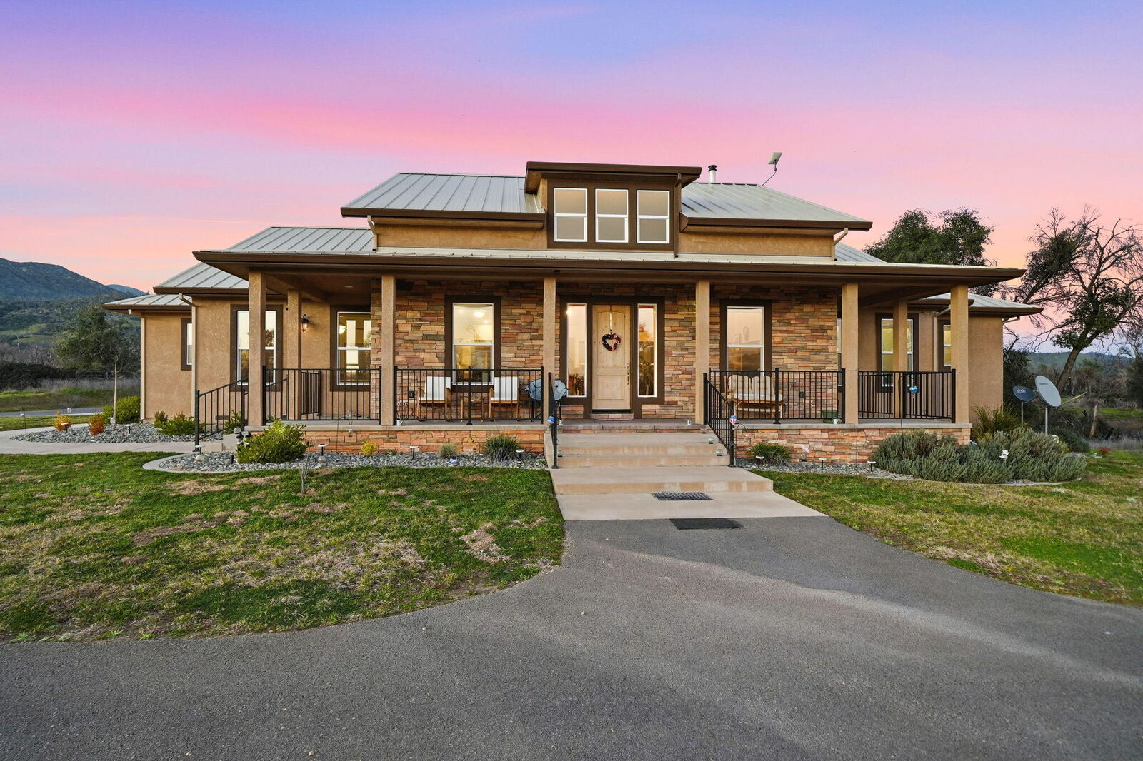 Property Photo:  13070 S Fork Road  CA 96047 