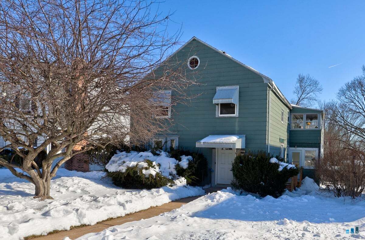 Property Photo:  536 South Quaker Lane  CT 06110 