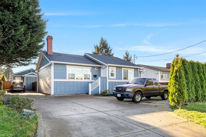 Property Photo:  1123 Reynolds Rd  BC V8P 2K5 