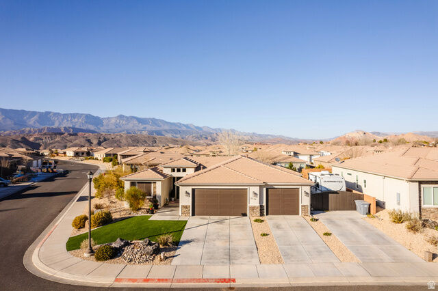 Property Photo:  2714 W 220 N  UT 84737 