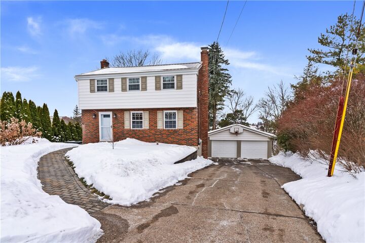 Property Photo:  120 Mallard Dr  PA 15136 