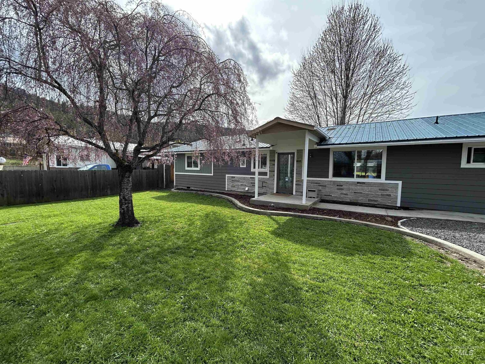 Property Photo:  139 119th Street  ID 83544 