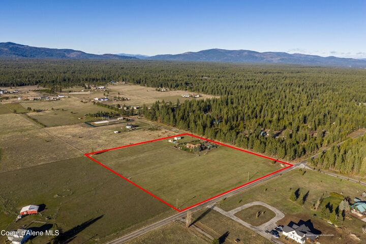 Property Photo:  1888 E Shoshone Ave  ID 83801 