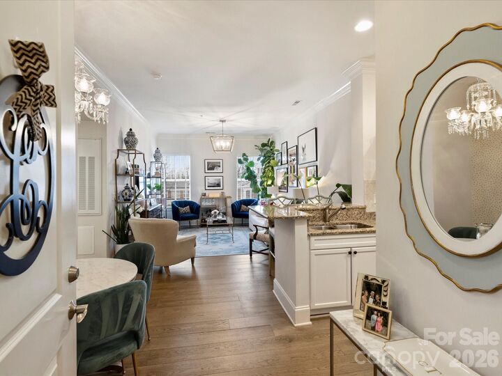 Property Photo: 2978 Selwyn Avenue NC 28209