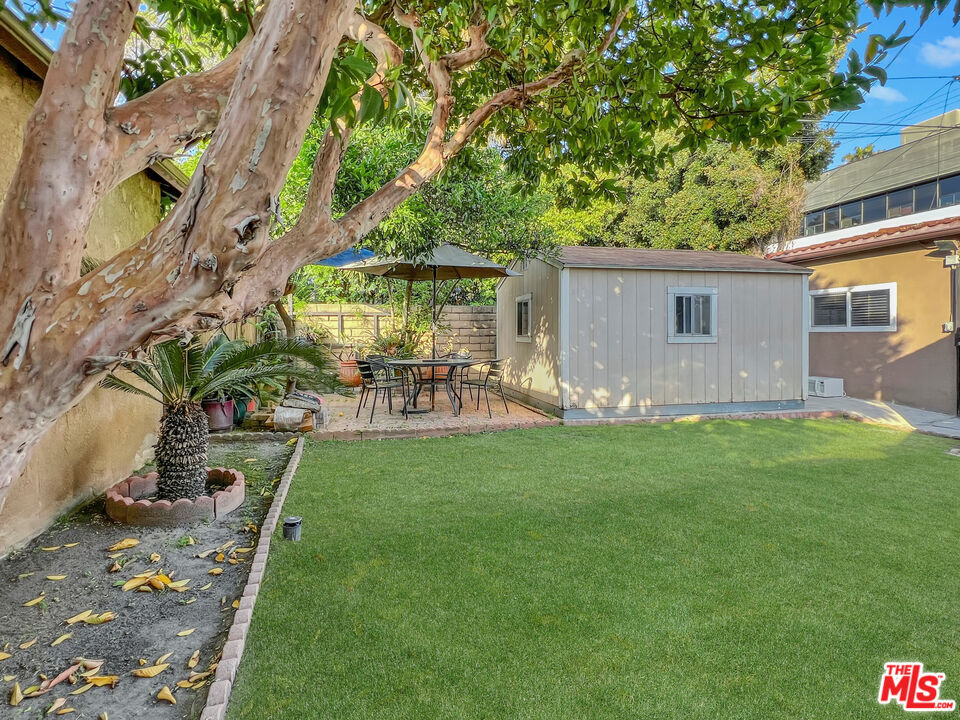 Property Photo:  3962 Tivoli - Rear Unit Ave  CA 90066 