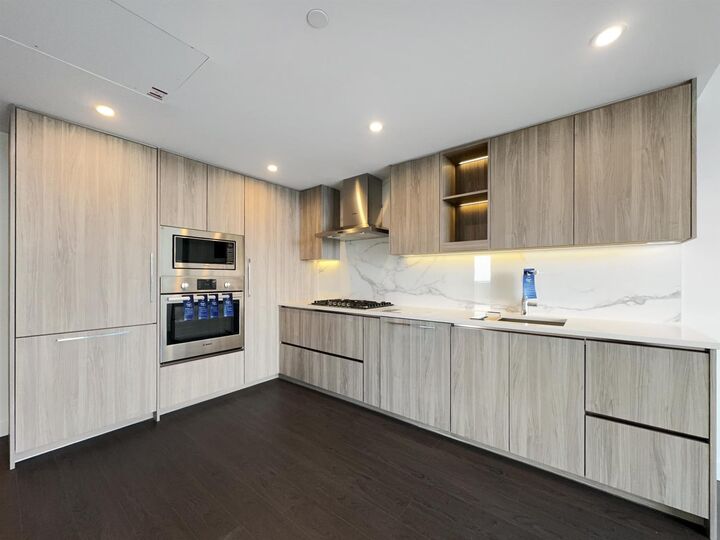 Property Photo:  13778 100 Avenue 3102  BC V3T 0V3 