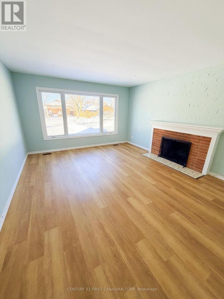 Photo de la propriété: 37 Stormont Drive ON N5Z 3Z4