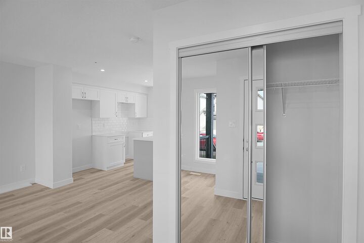 Property Photo:  18156 74 Street NW  AB T5Z 0V4 