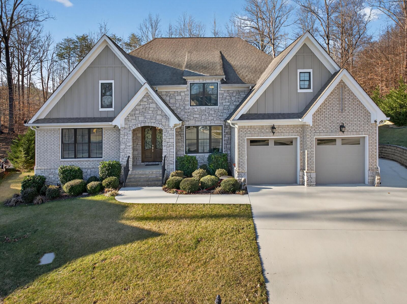Property Photo:  404 Canyon Springs Drive  TN 37343 