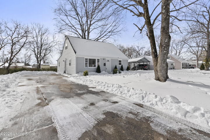 Property Photo:  6902 John Adams Way  KY 40272 