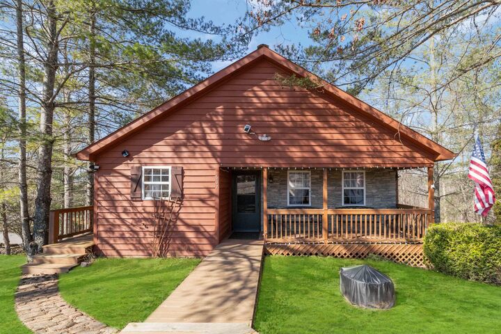 Property Photo:  607 Enchanted Forest Way  KY 42519 