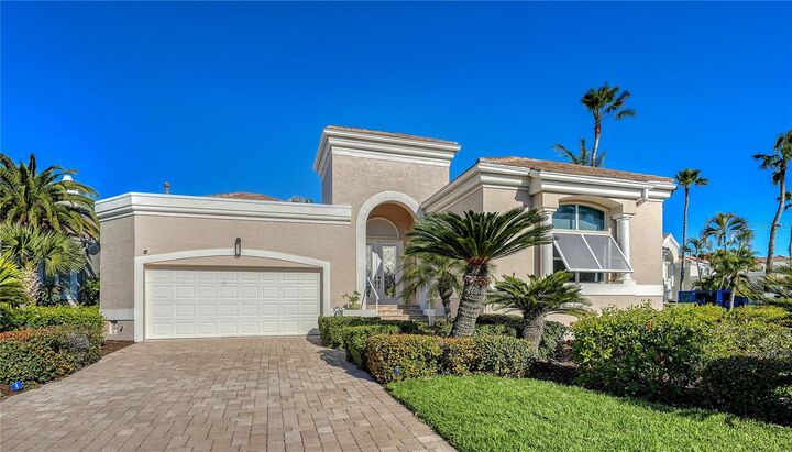Property Photo:  3548 Fair Oaks Lane  FL 34228 