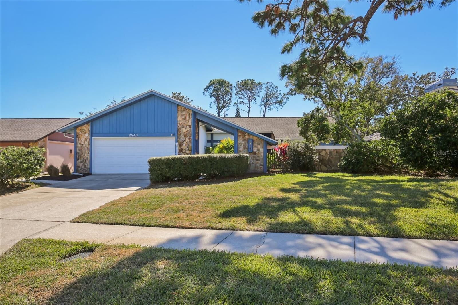 Property Photo:  2943 Mayfair Court  FL 33761 