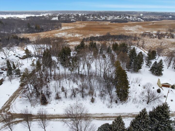 Property Photo:  26897 N Oak Drive  IL 60084 