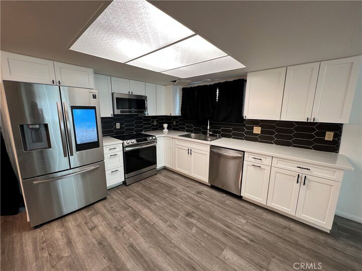Property Photo:  9875 La Paloma Ln  CA 92240 