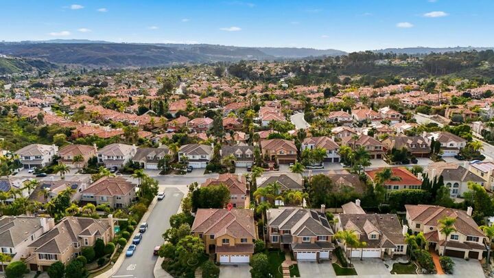 Property Photo:  5091 Seashell Place  CA 92130 