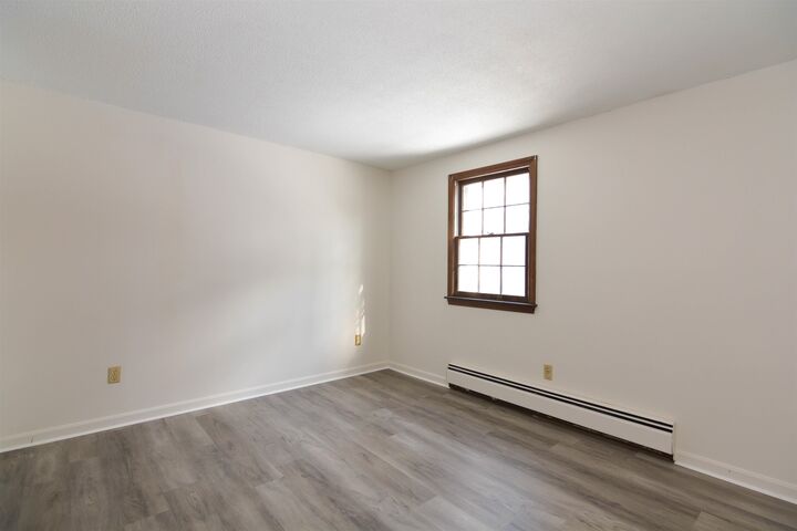 Property Photo:  3 Holly Lane  NH 03053 