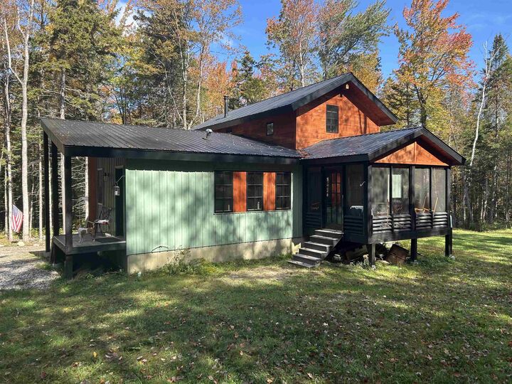 Property Photo:  682 Philbrick Hill Road  NH 03284 