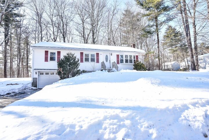 Property Photo:  7 Birch Lane  NH 03811 