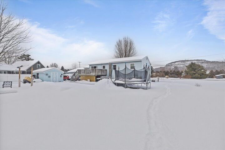 Property Photo:  154 Lake Road  VT 05446 