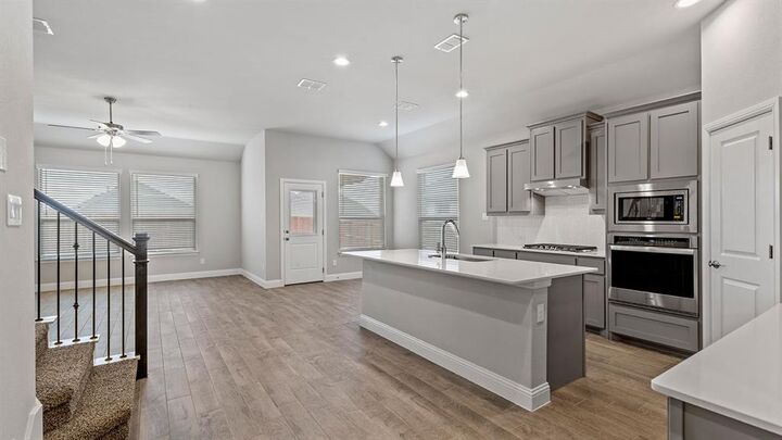 Property Photo:  701 Bushman Drive  TX 76008 