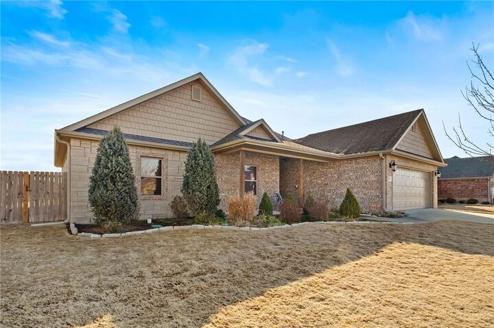 Property Photo:  605 Chamberlain Road  AR 72753 