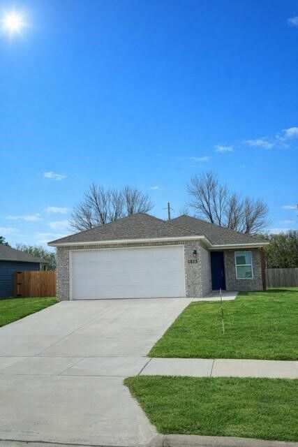 Property Photo:  1813 E Annette Drive  AR 72761 