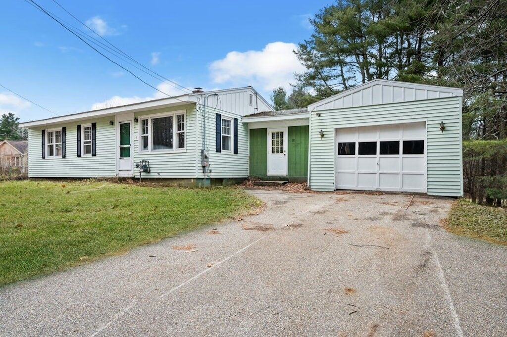 Property Photo: 38 S Spencer Rd MA 01562