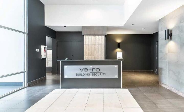 Property Photo: 210 15 Avenue SE 1303 AB T2G 0B5