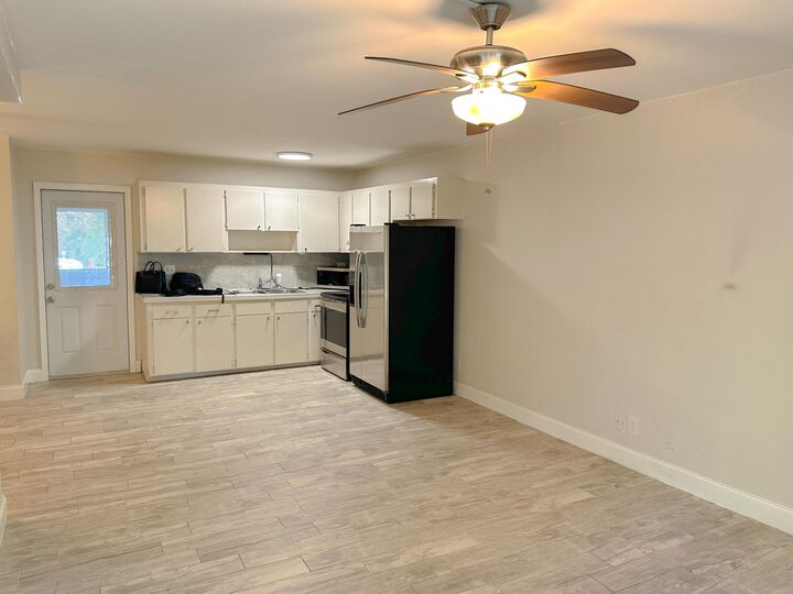 Property Photo:  115 SW 1st Avenue 4  FL 33435 