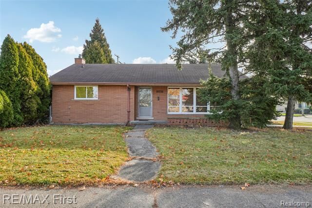 Property Photo: 22400 Kelly Road MI 48021