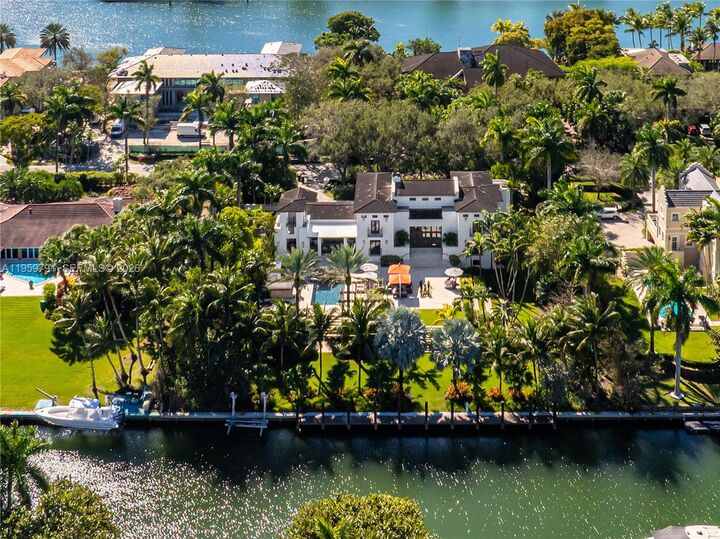 Property Photo:  555 Arvida Pkwy  FL 33156 