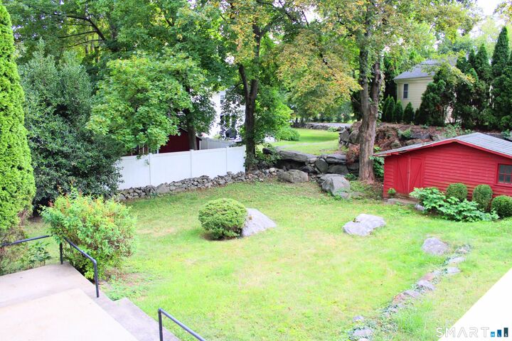 Property Photo:  3 Woodley Lane  CT 06851 