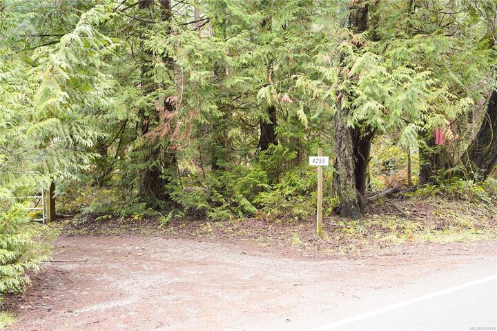 Property Photo:  4255 Yellow Point Rd  BC V9G 1G3 