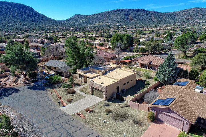 Property Photo:  180 Creek Rock Road  AZ 86351 