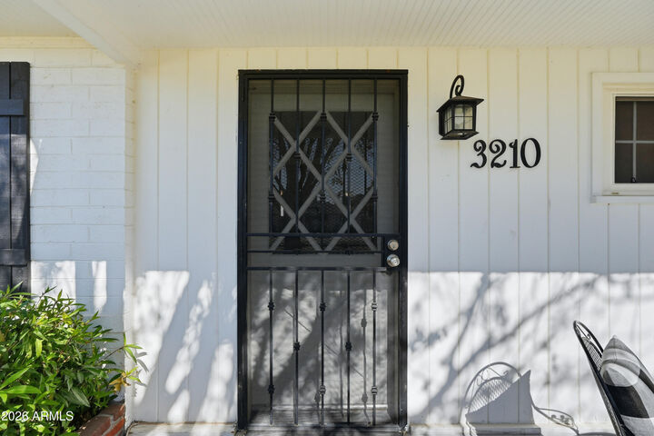 Property Photo:  3210 E Colter Street  AZ 85018 