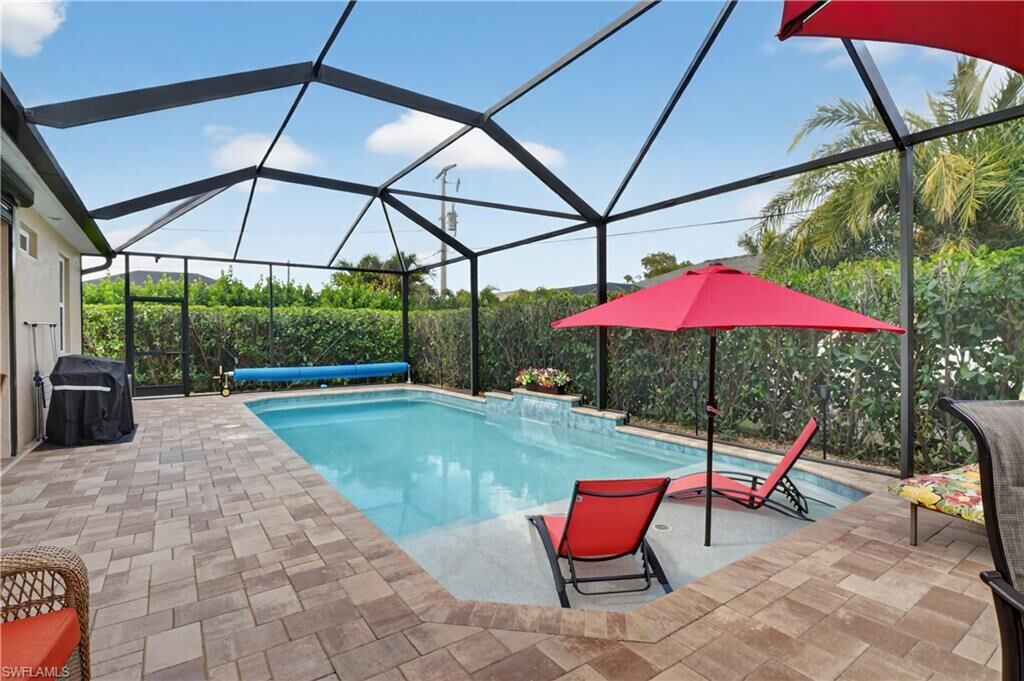 Property Photo:  1807 SW 40th Ter  FL 33914 