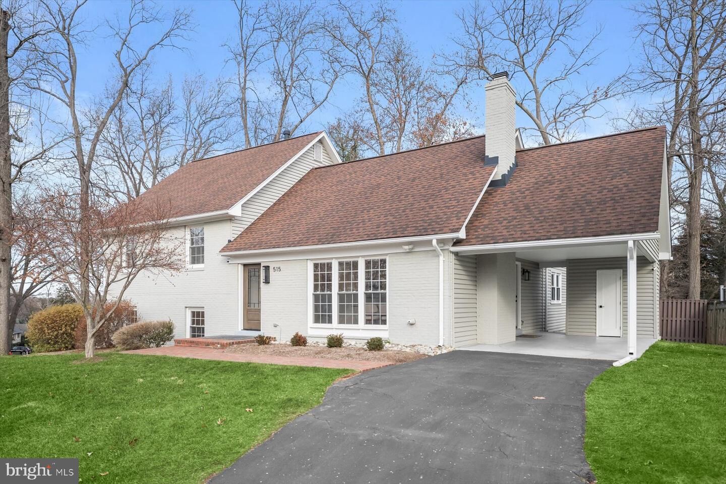 Property Photo:  515 Woodland Court NW  VA 22180 