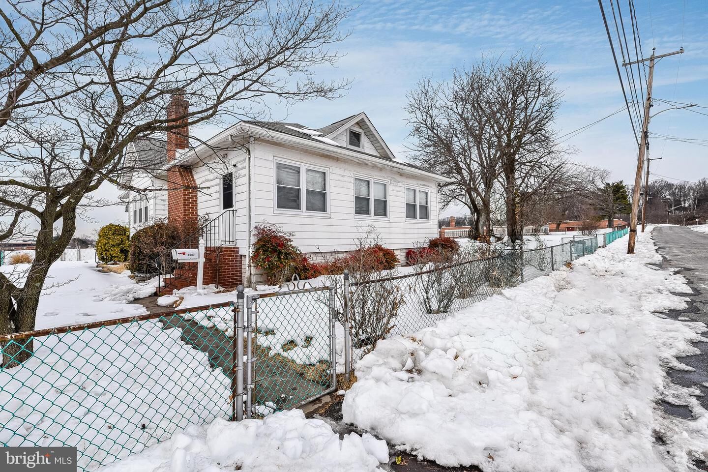 Property Photo:  1502 Vesper Avenue  MD 21222 