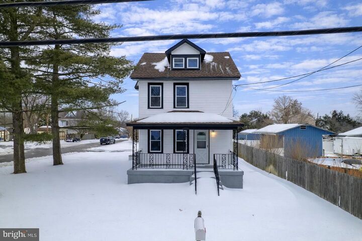 Property Photo:  406 Burnt Mill Road  NJ 08003 