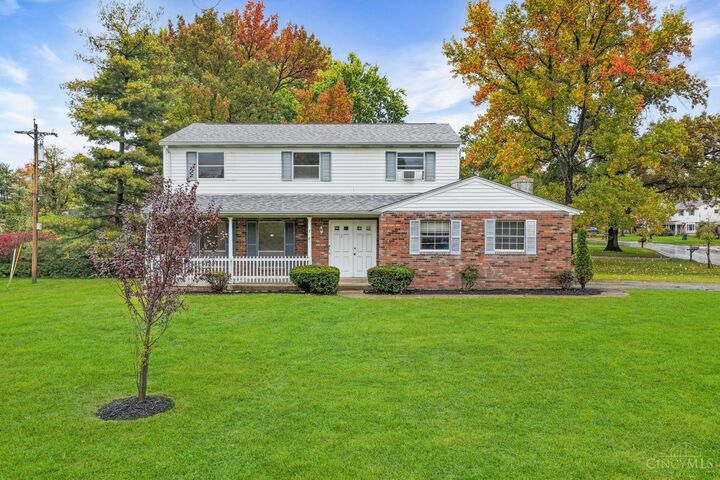 Property Photo: 7988 Woodruff Road OH 45255