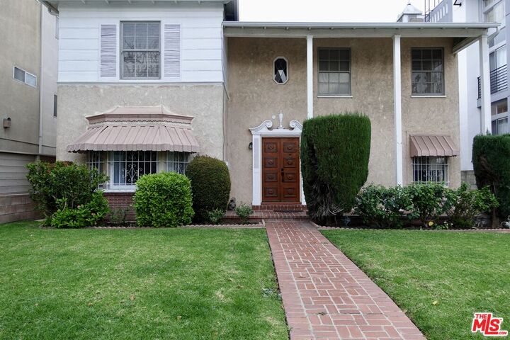 Property Photo:  906 N Croft Ave  CA 90069 