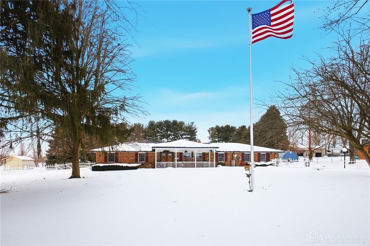 Property Photo:  2939 Willow Road  OH 45502 